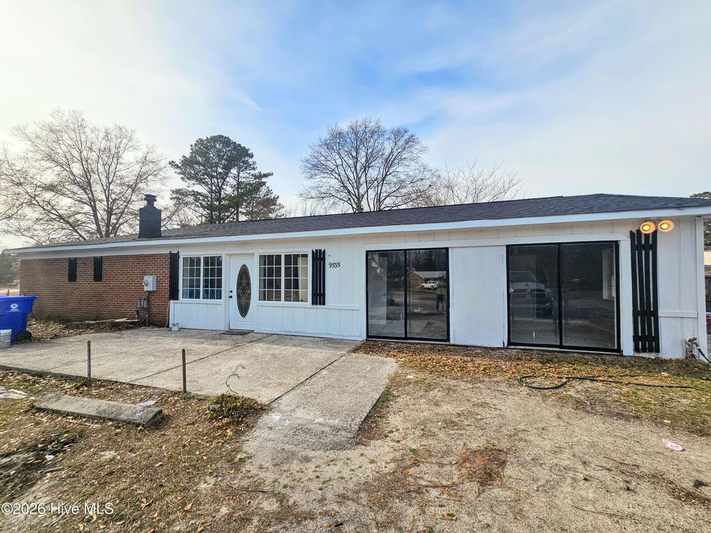 Photo of 9535 Blake Circle NE, Leland, NC 28451 (MLS # 100555957)