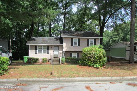 Homes For Sale - 2804 Sourwood Street<br/> Wake County, Raleigh, NC 27610