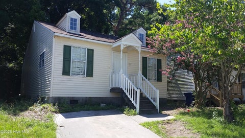 Homes For Rent - 717 Varsity Drive<br/> Wilmington, NC 28403