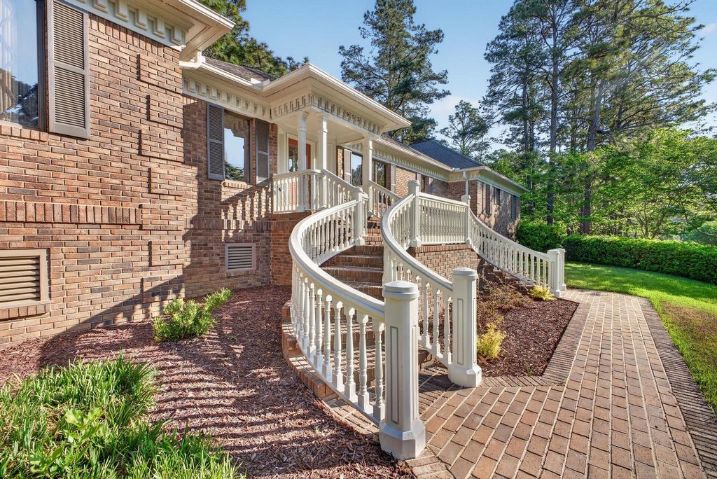 Photo of 913 Holley Lake Road, Aiken, SC 29803 (MLS # 554759)