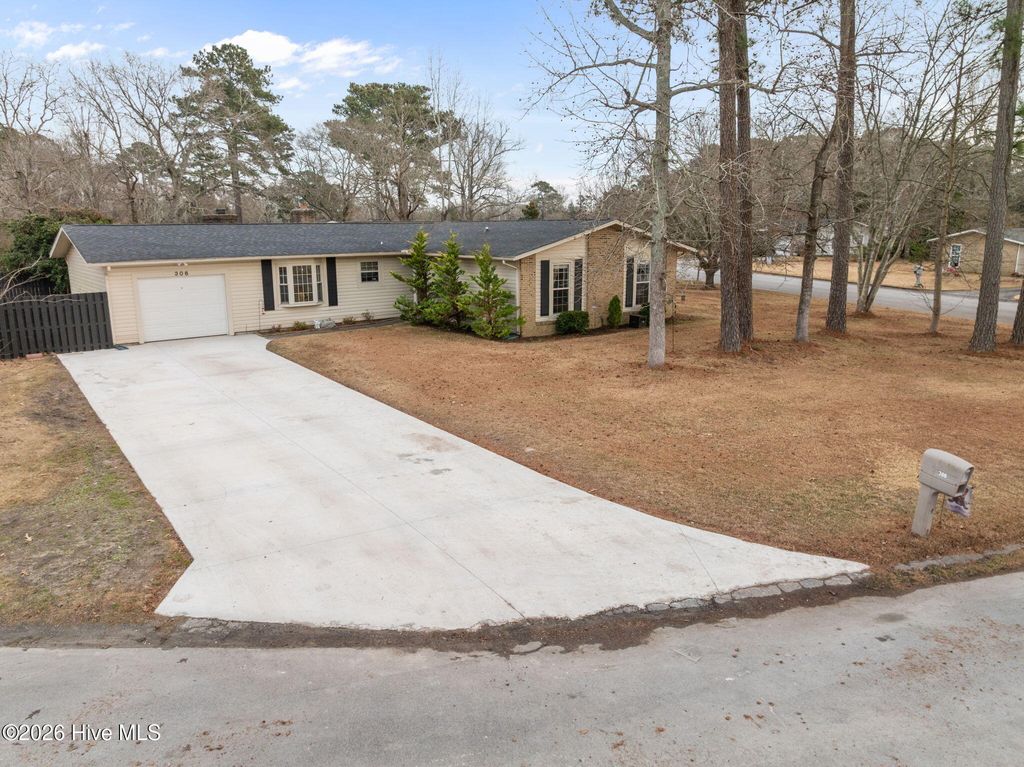 Photo of 306 Walnut Creek Court, Jacksonville, NC 28546 (MLS # 100548393)