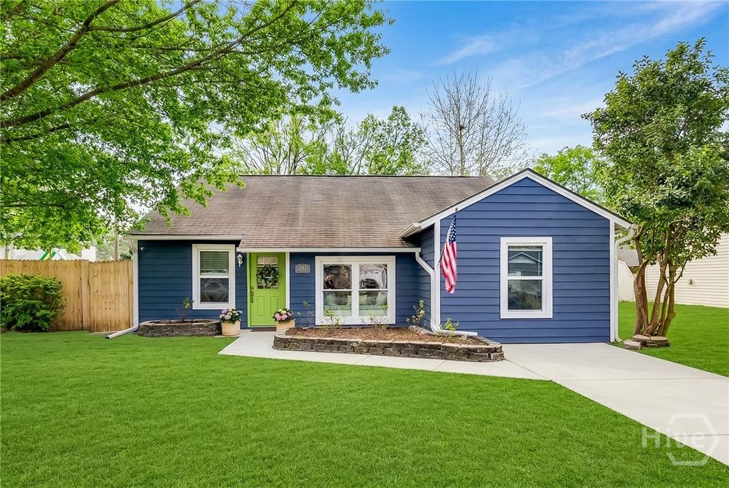 Photo of 207 Osprey Drive, Richmond Hill, GA 31324 (MLS # SA351065)