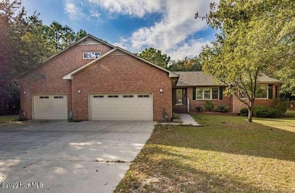903 LANYARD LN, NEW BERN, NC 28560 - Image 33404e59656be7aa342b7d6be4af2fad/2621082504