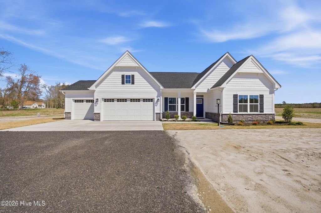 Photo of 109 Backwoods Lane, Moyock, NC 27958 (MLS # 100561819)