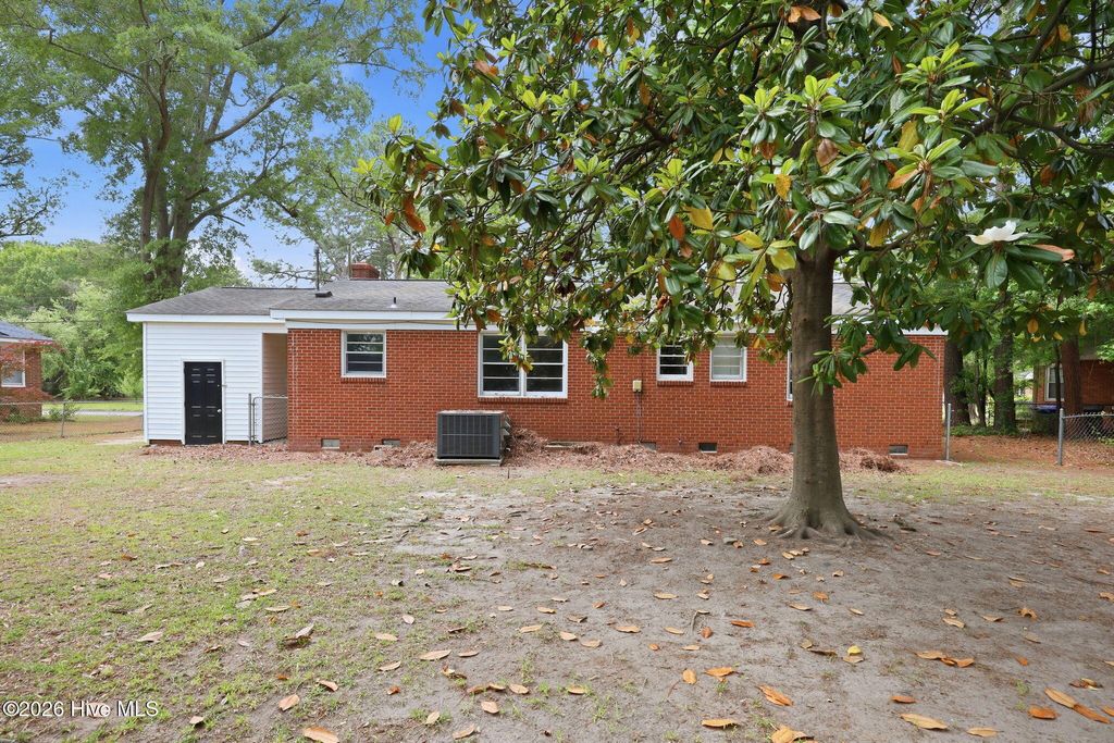 Photo of 111 Alexander Circle, Greenville, NC 27858 (MLS # 100572508)