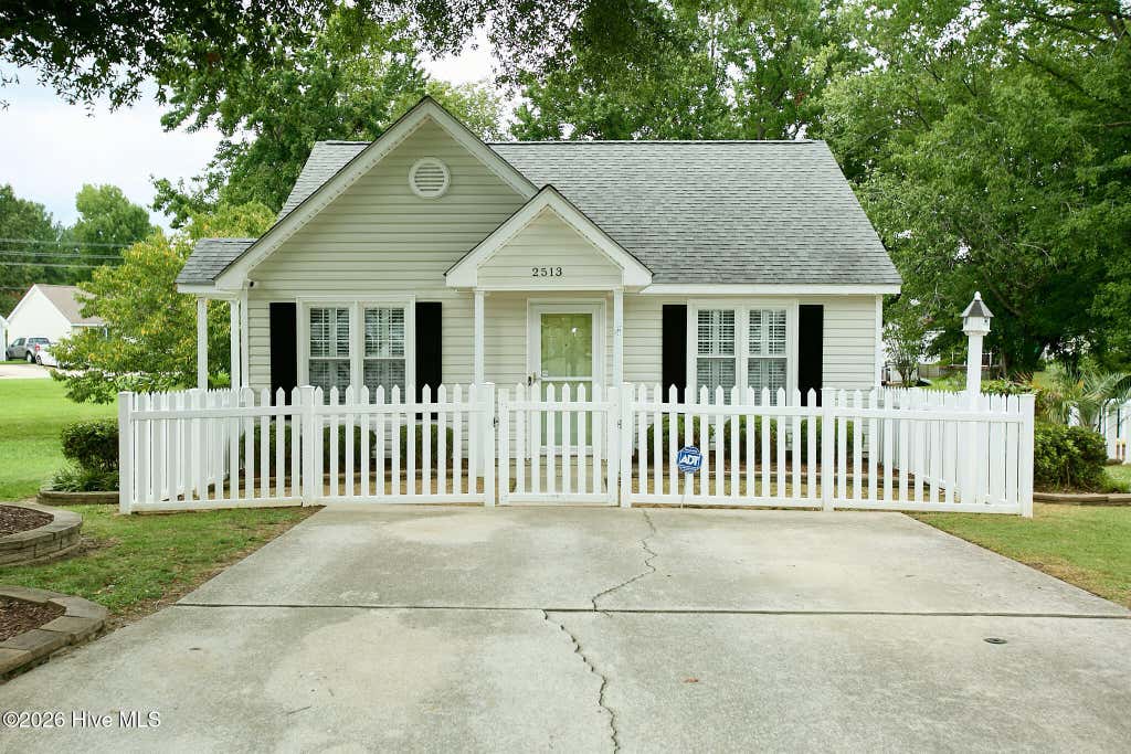Photo of 2513 Springlake Place N, Wilson, NC 27896 (MLS # 100594416)
