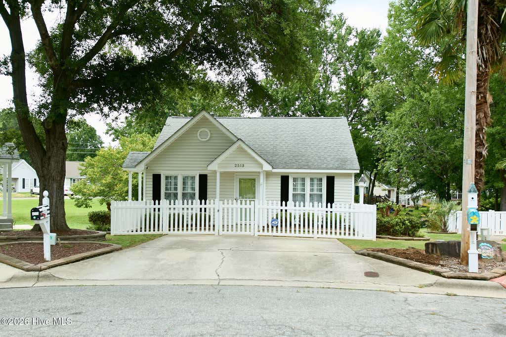 Photo of 2513 Springlake Place N, Wilson, NC 27896 (MLS # 100594416)