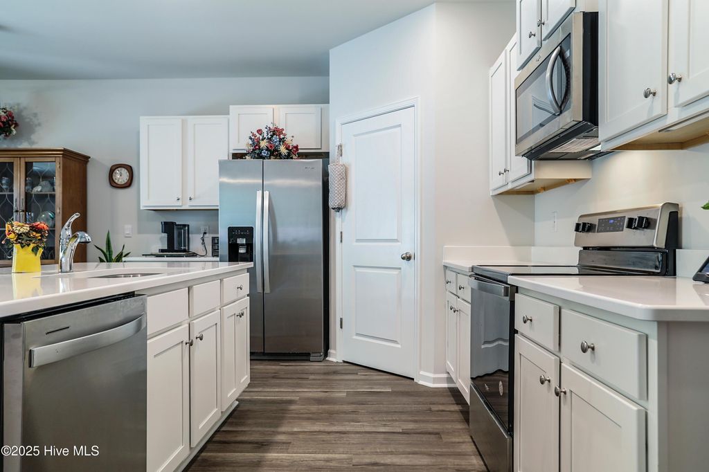 Photo of 2112 Bella Point Drive SE, Bolivia, NC 28422 (MLS # 100523851)