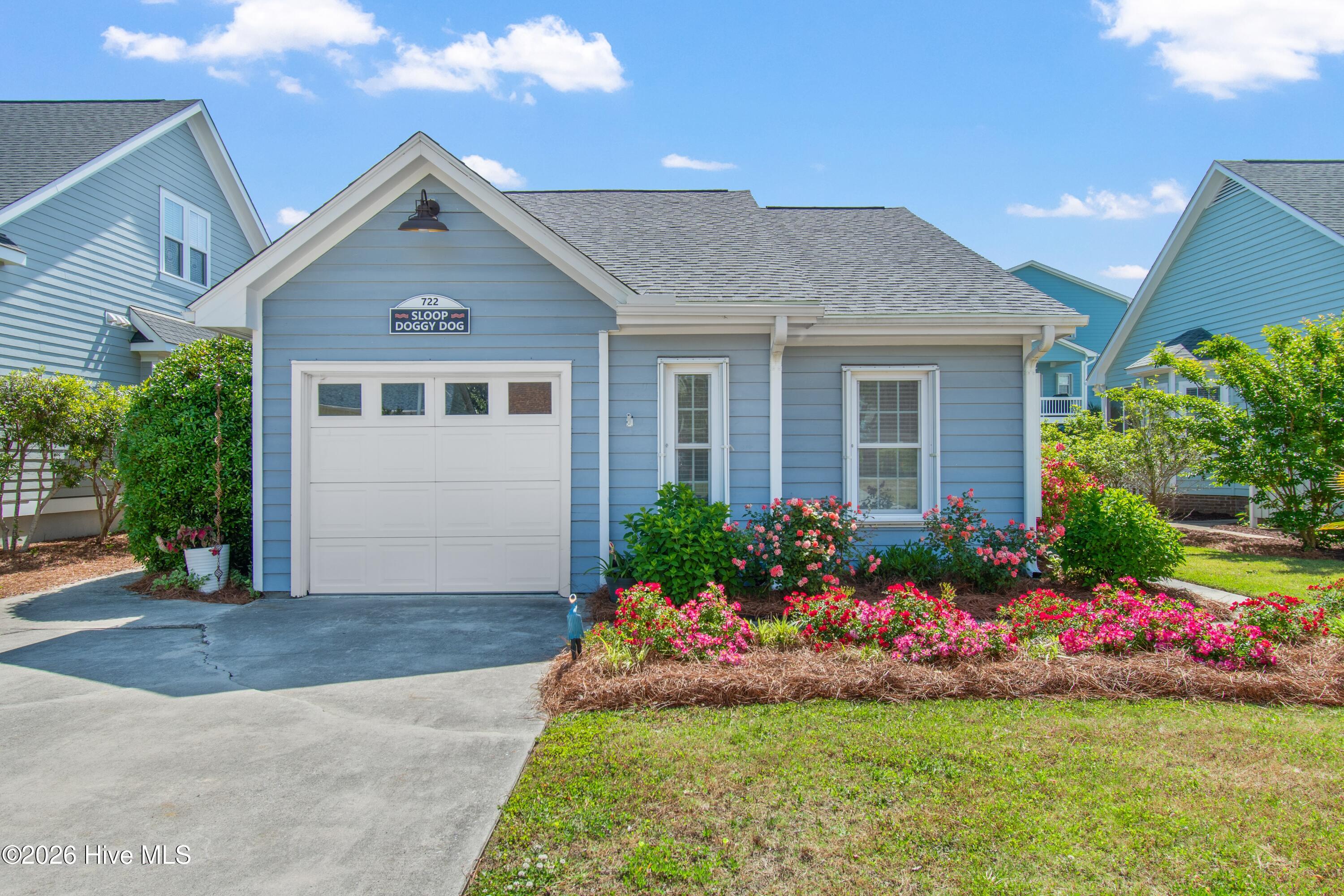 722 Sloop Pointe Lane