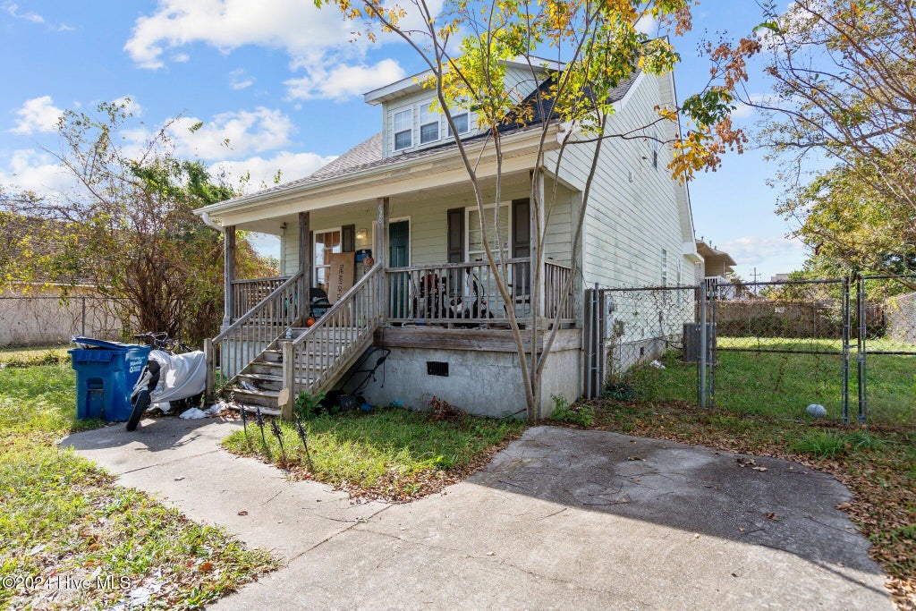 Photo of 626 Taylor Street, Wilmington, NC 28401 (MLS # 100580813)