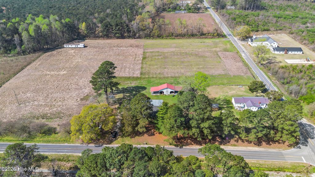 Photo of 325 Bartlett Road, Warsaw, NC 28398 (MLS # 100562384)