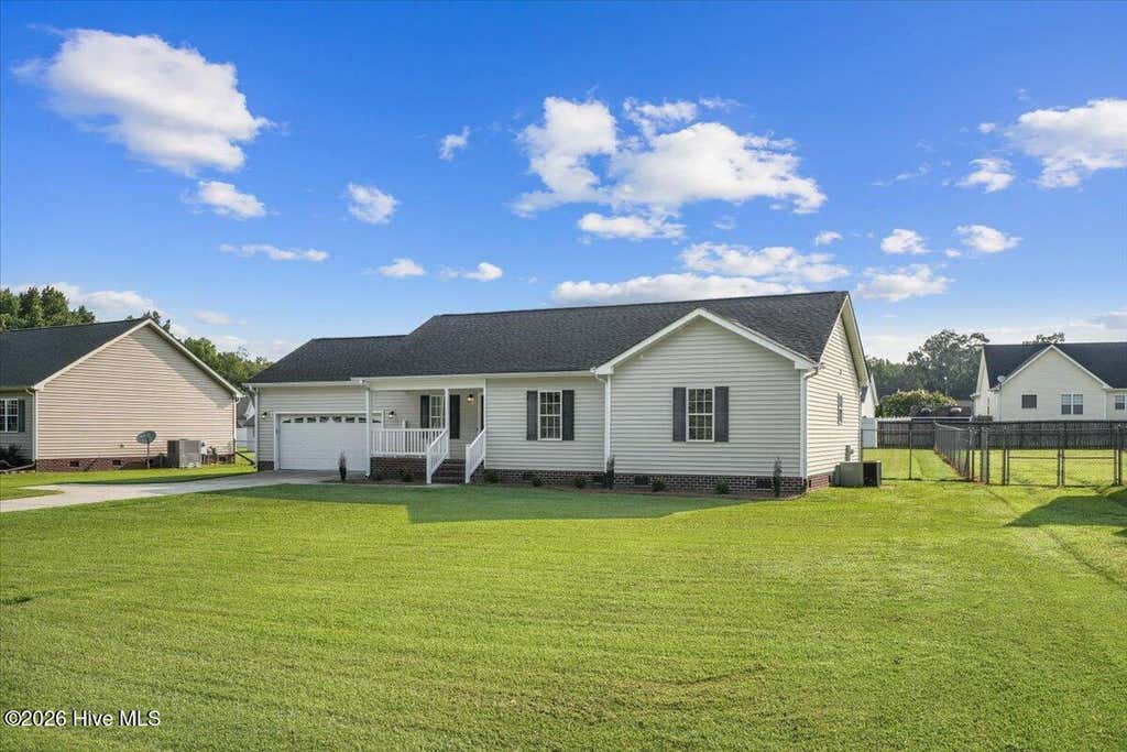 Photo of 1530 N Nc 581 Highway, Pikeville, NC 27863 (MLS # 100595948)