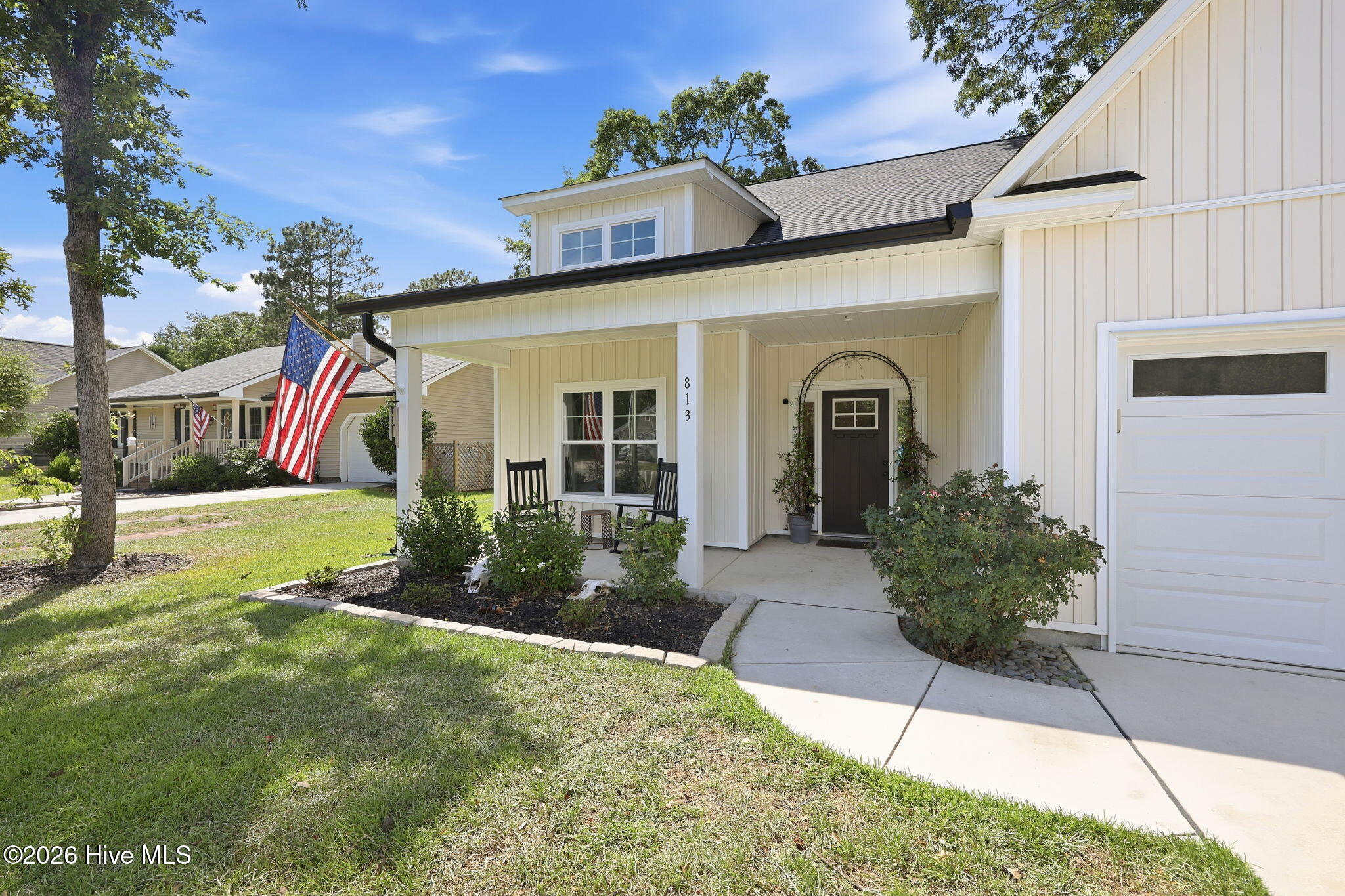 813 Bluebird Drive