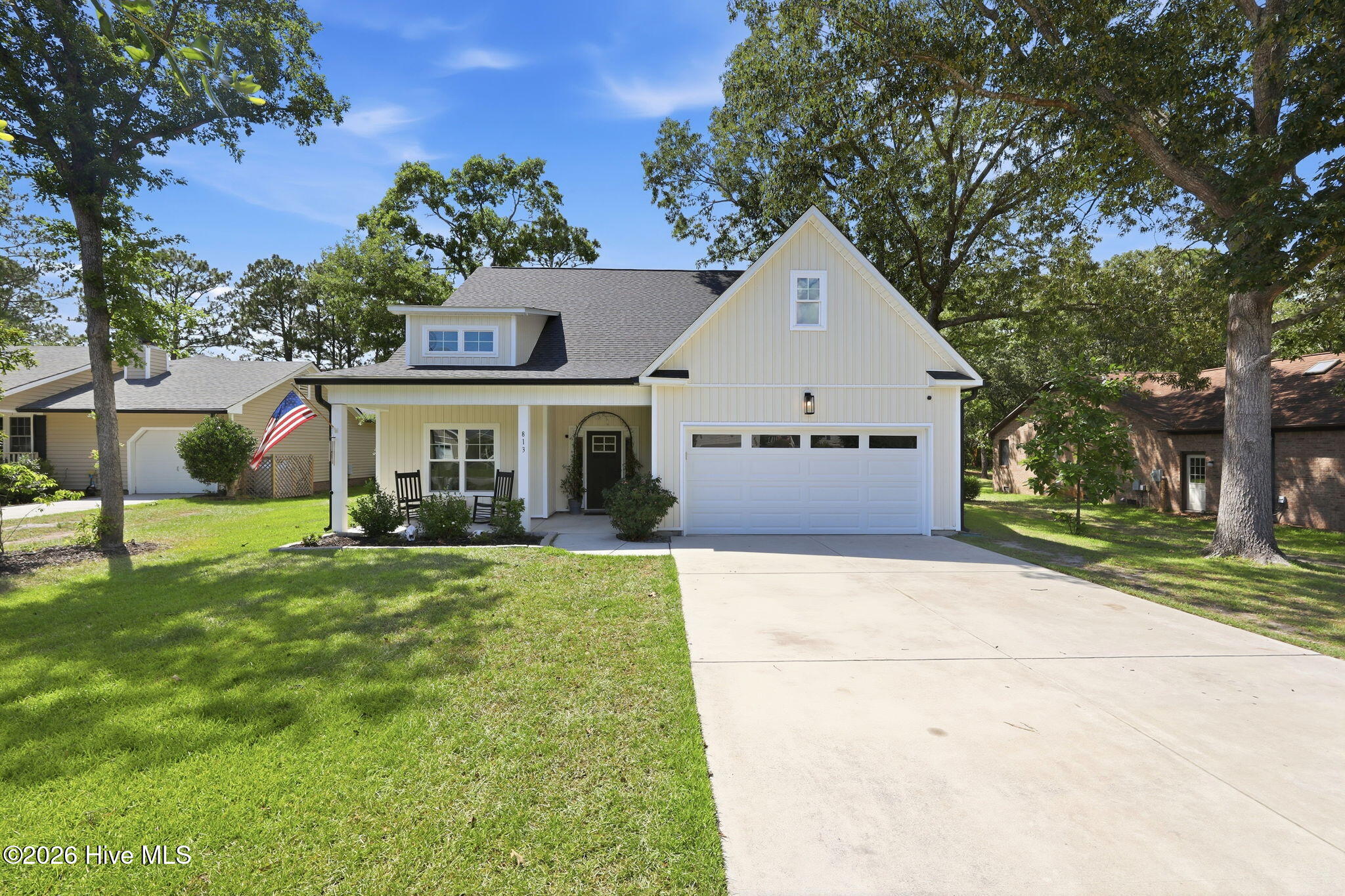 813 Bluebird Drive