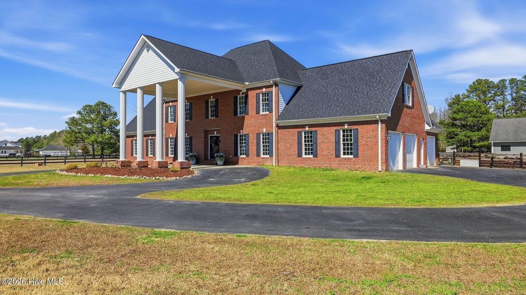 Photo of 860 Lakebay Road, Vass, NC 28394 (MLS # 100563327)