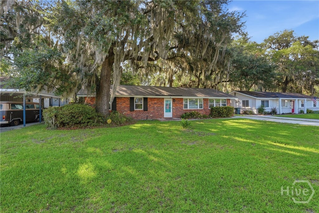 Photo of 32 Silverstone Circle, Savannah, GA 31406 (MLS # SA363697)