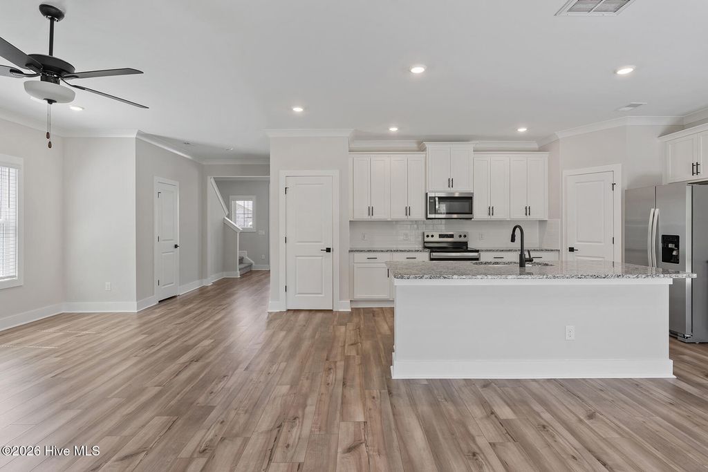 Photo of 175 S Commons View Drive, Hampstead, NC 28443 (MLS # 100577292)