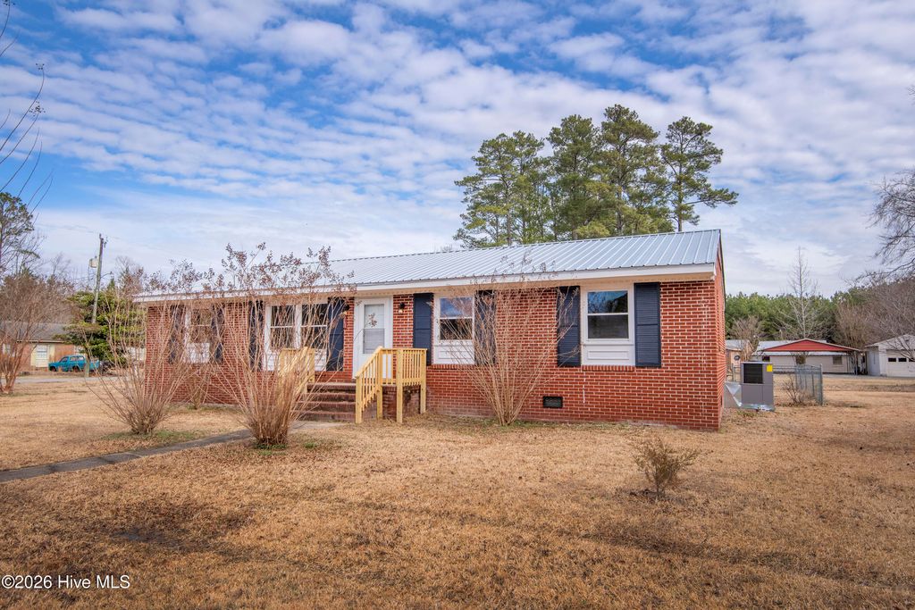 Photo of 241 Cooke Circle, Rich Square, NC 27869 (MLS # 100556397)