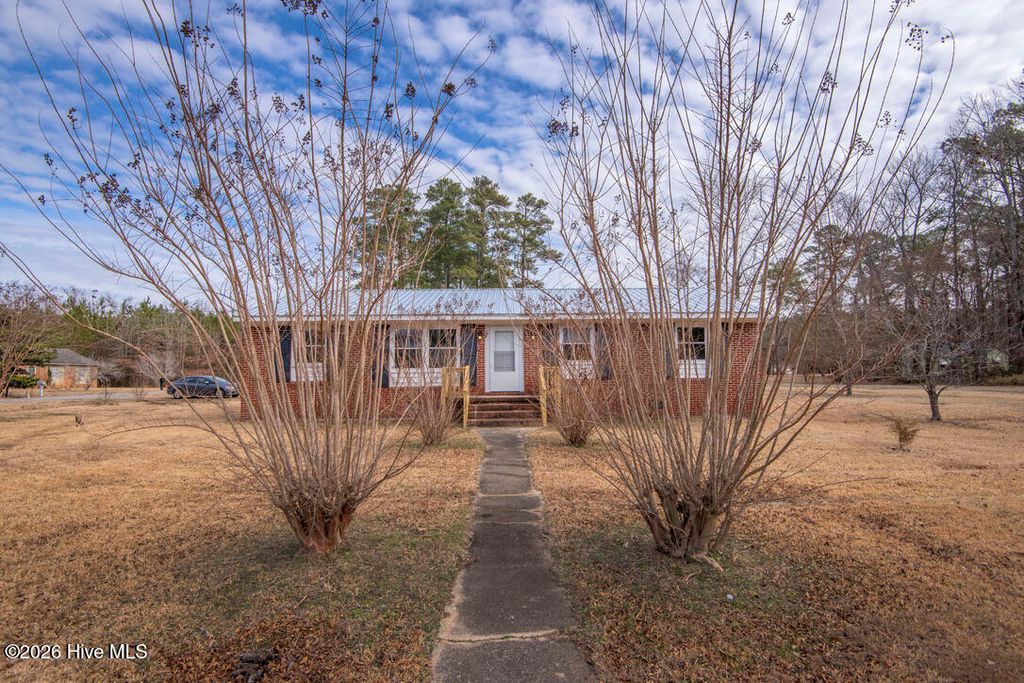 Photo of 241 Cooke Circle, Rich Square, NC 27869 (MLS # 100556397)