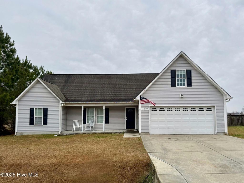 Photo of 107 Killis Boulevard, Richlands, NC 28574 (MLS # 100544466)