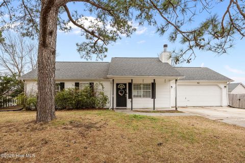 Photo of 312 Josie Court, Hubert, NC 28539 (MLS # 100573890)