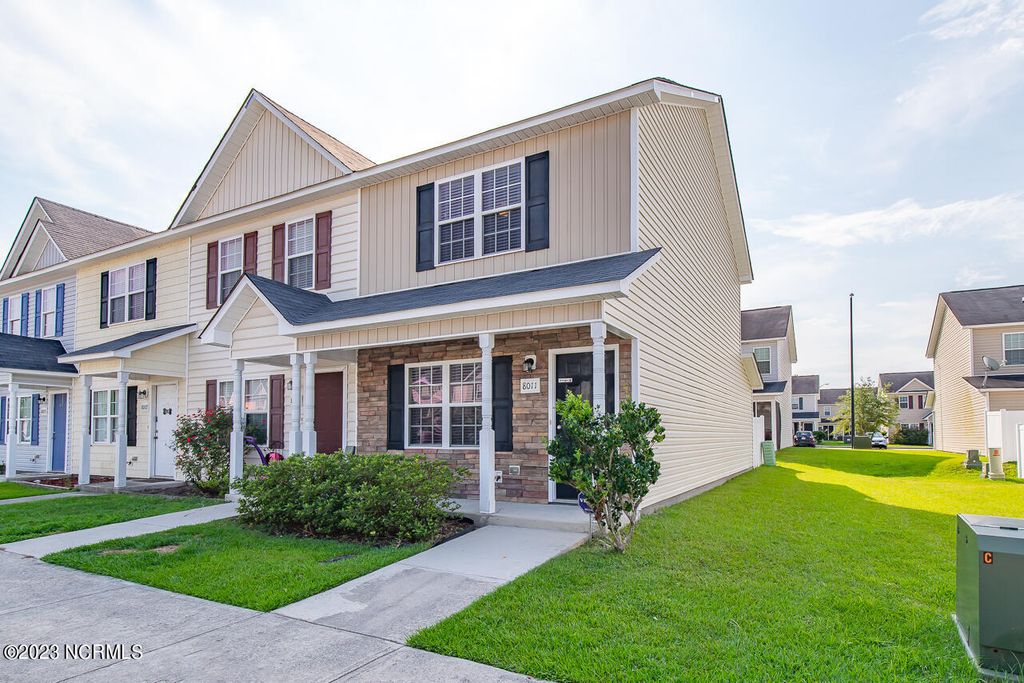 Photo of 8011 Banister Loop, Jacksonville, NC 28546 (MLS # 100555488)