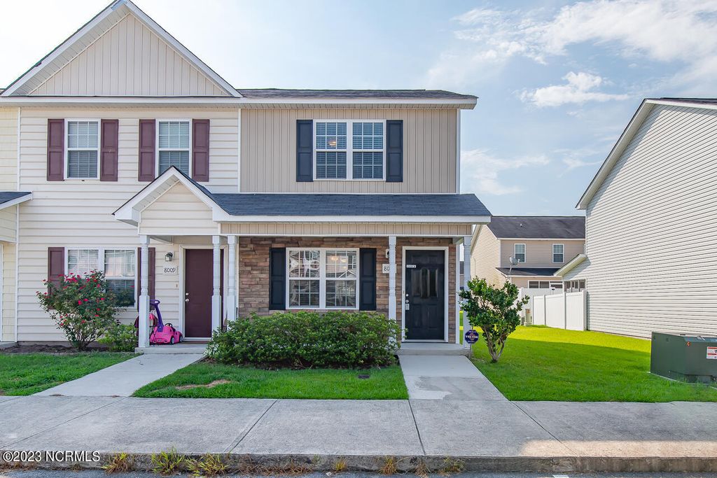 Photo of 8011 Banister Loop, Jacksonville, NC 28546 (MLS # 100555488)
