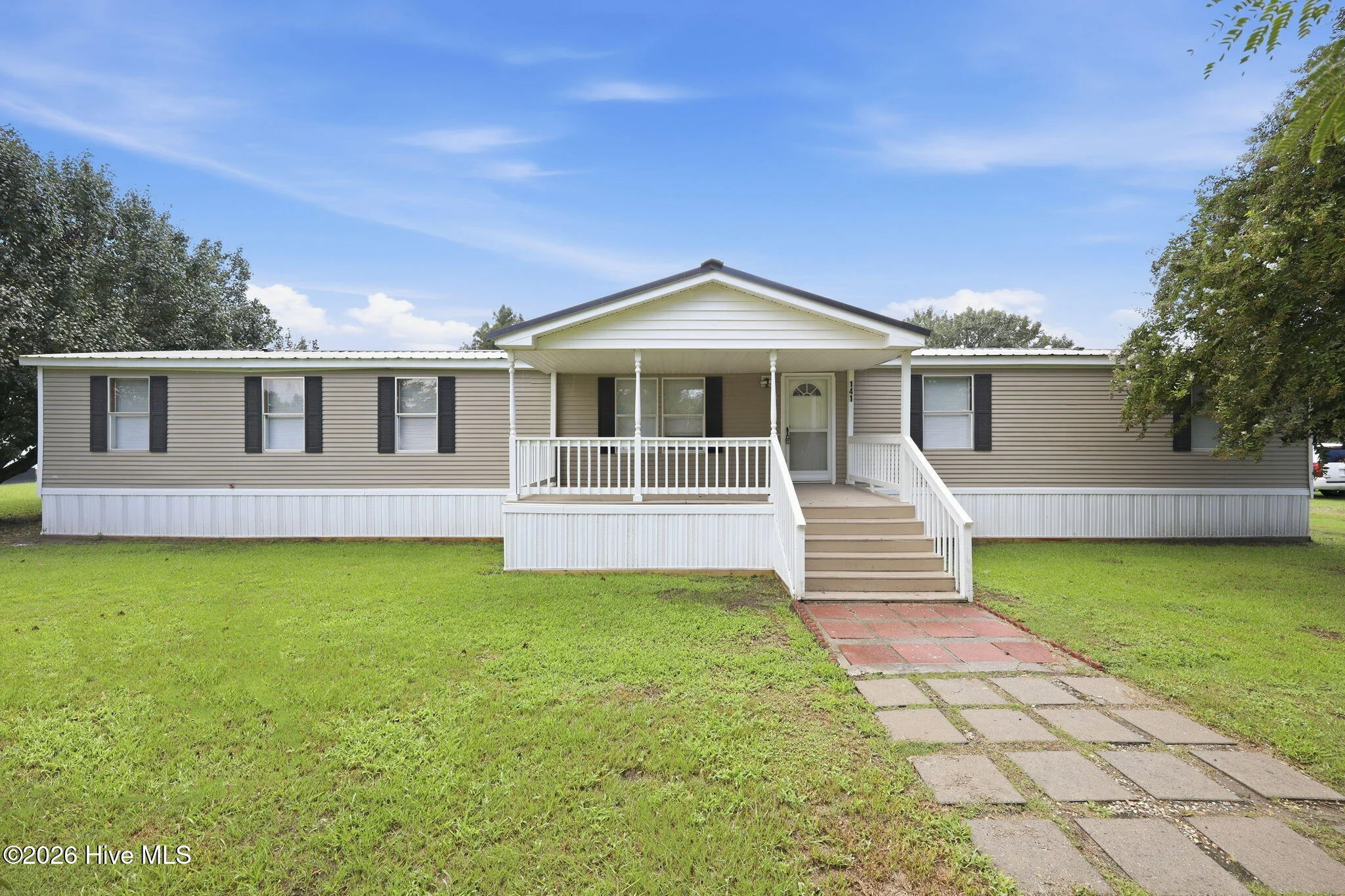 141 Woodview Lane