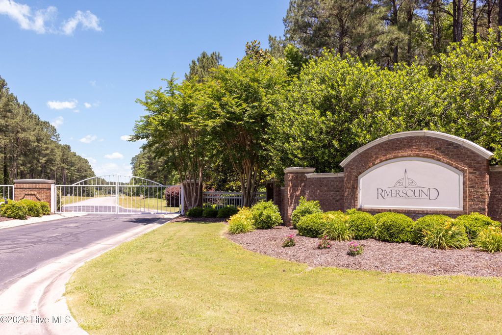 Photo of 210 Winfall Court, Edenton, NC 27932 (MLS # 100571721)