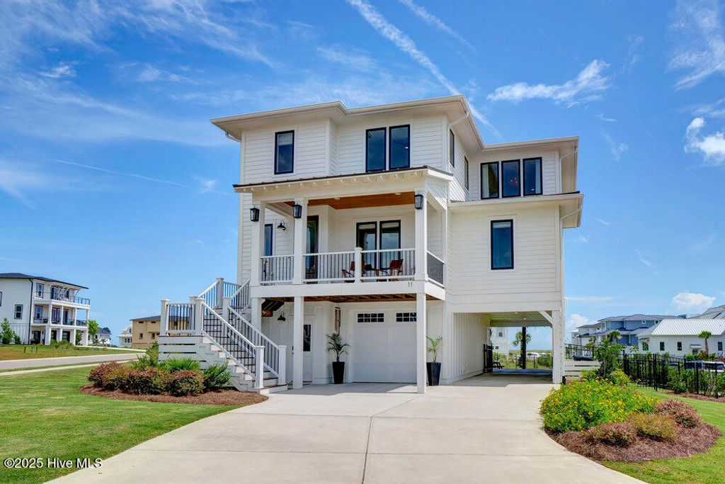 Photo of 11 Amidships Lane, Hampstead, NC 28443 (MLS # 100520014)