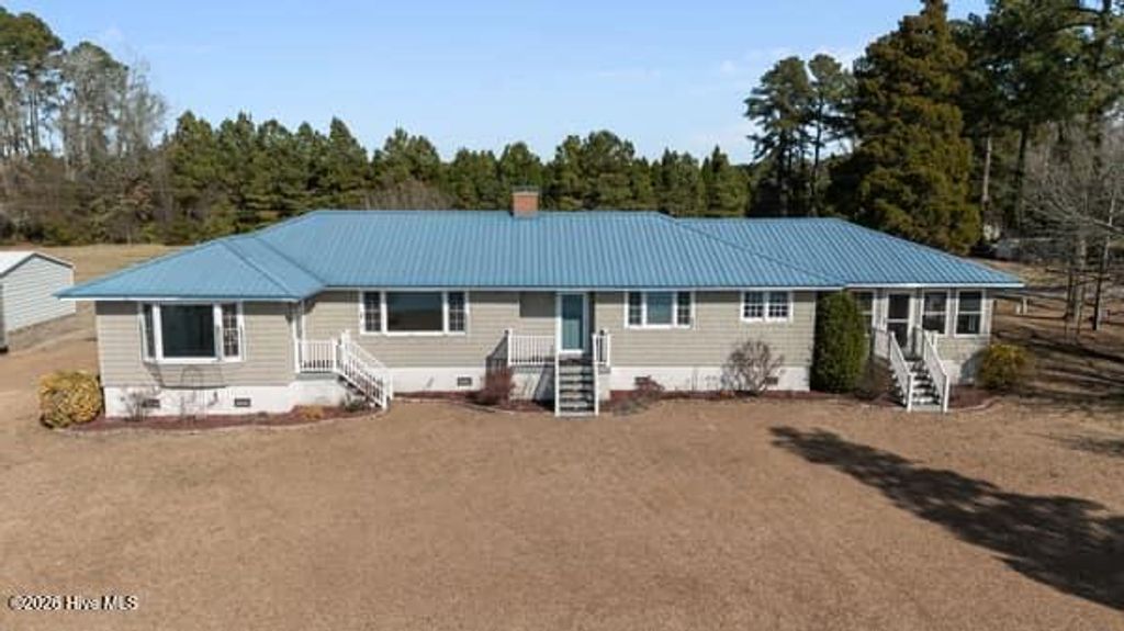 Photo of 835 Foreman Lane, Belhaven, NC 27810 (MLS # 100553129)