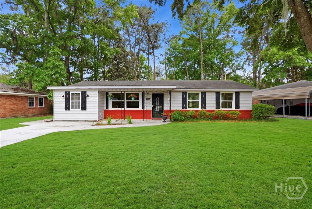 Photo of 27 Sidney Drive, Savannah, GA 31406 (MLS # SA354951)