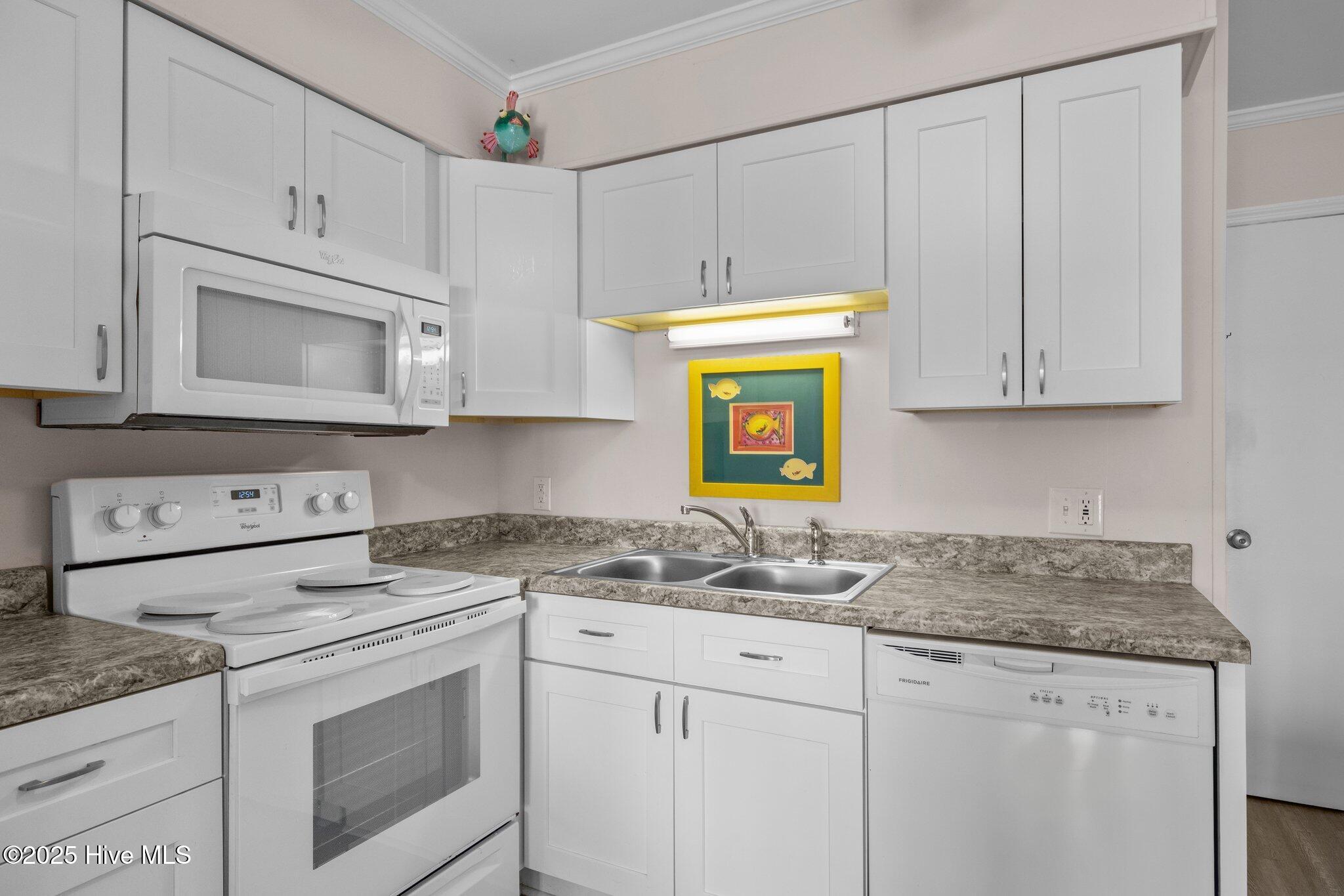 2008 E Ft Macon Road H9