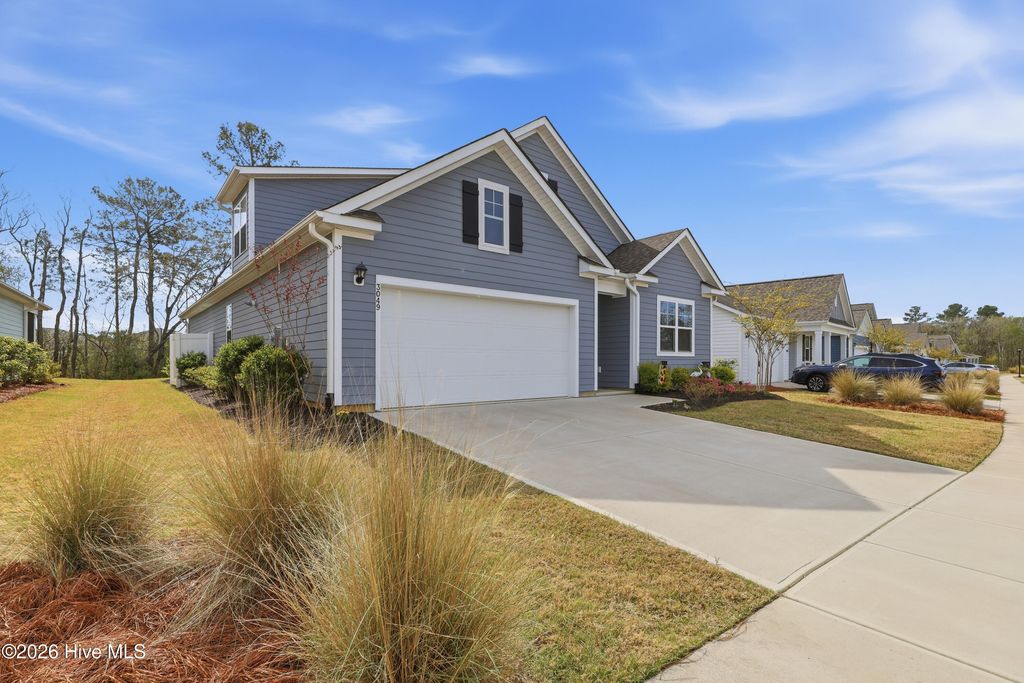 Photo of 3049 Lochgreen Circle, Leland, NC 28451 (MLS # 100564310)