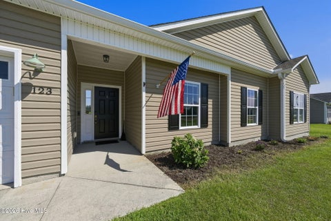 Tiny photo for 123 Cherry Grove Drive, Richlands, NC 28574 (MLS # 100589872)
