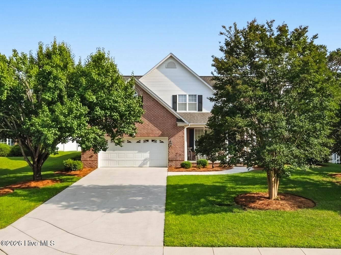 1106 Lakebreeze Court