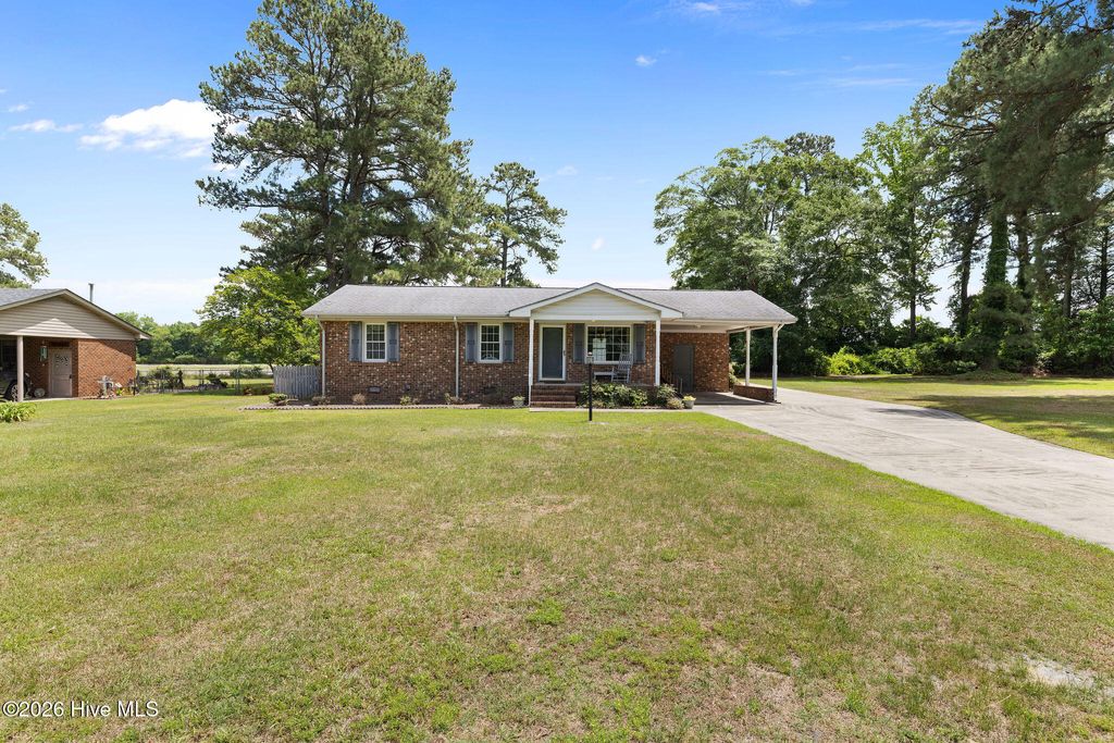 Photo of 1905 Hullwood Drive, Kinston, NC 28504 (MLS # 100574357)