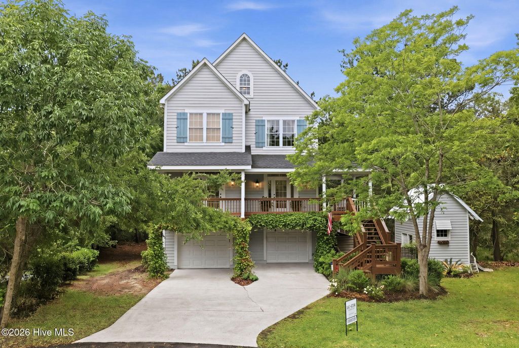 Photo of 414 W Blackbeard Road W, Wilmington, NC 28409 (MLS # 100572584)