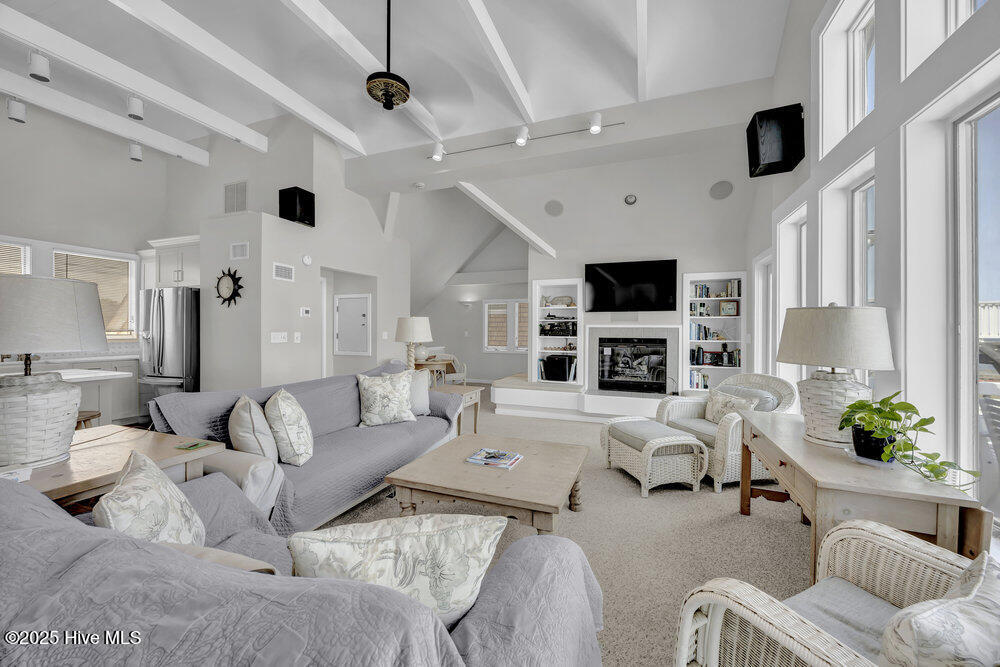 1113 Fort Fisher Boulevard S