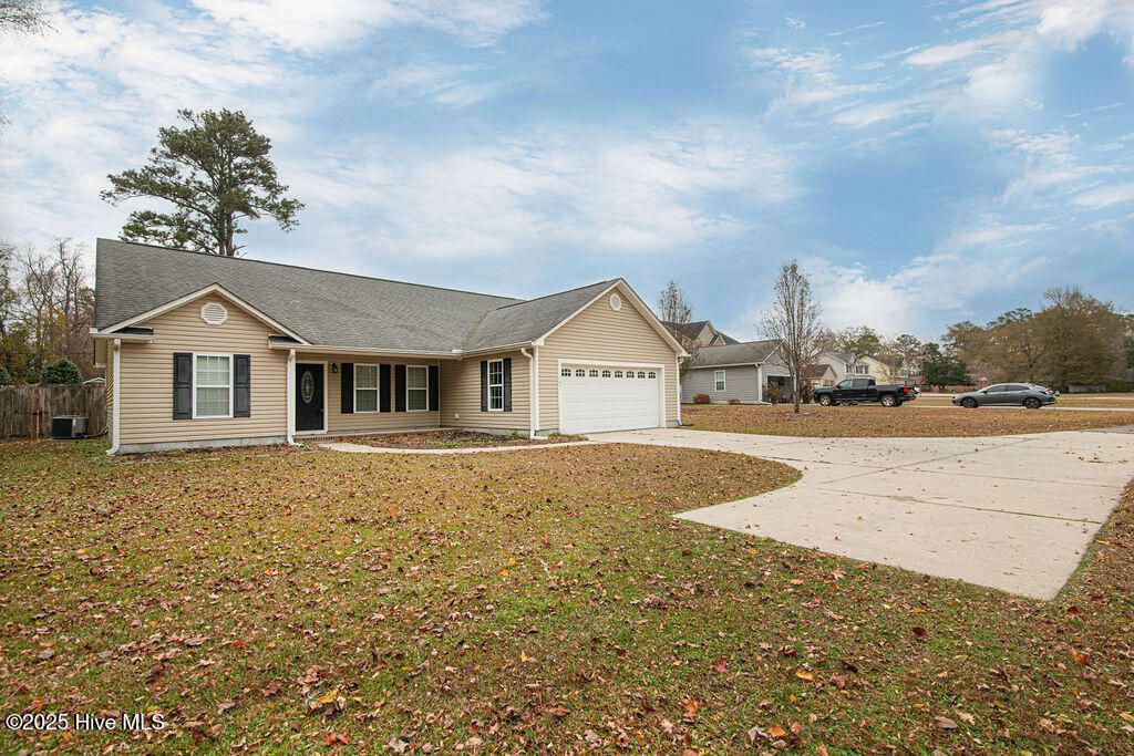 Photo of 104 Elbert Way, Jacksonville, NC 28540 (MLS # 100543514)