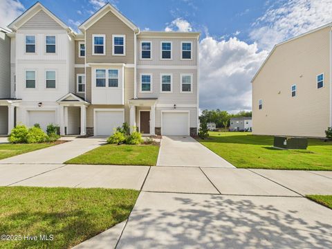 Townhouse For Rent - 2709 Chert Lane<br/> Wake County, Raleigh, NC 27610