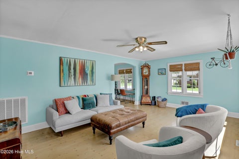 Tiny photo for 510 E Fremont Street, Burgaw, NC 28425 (MLS # 100602950)