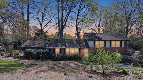 Homes For Sale - 515 Forest Heights Drive<br/> Athens, GA 30606