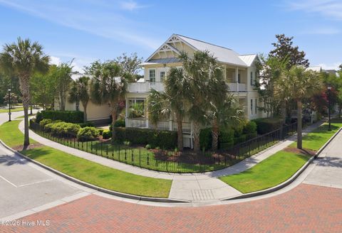 Homes For Sale - 6524 Brevard Drive<br/> Wilmington, NC 28405