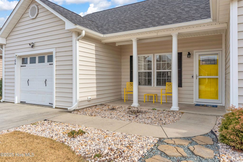 Photo of 106 Tylers Cove Way, Winnabow, NC 28479 (MLS # 100546029)