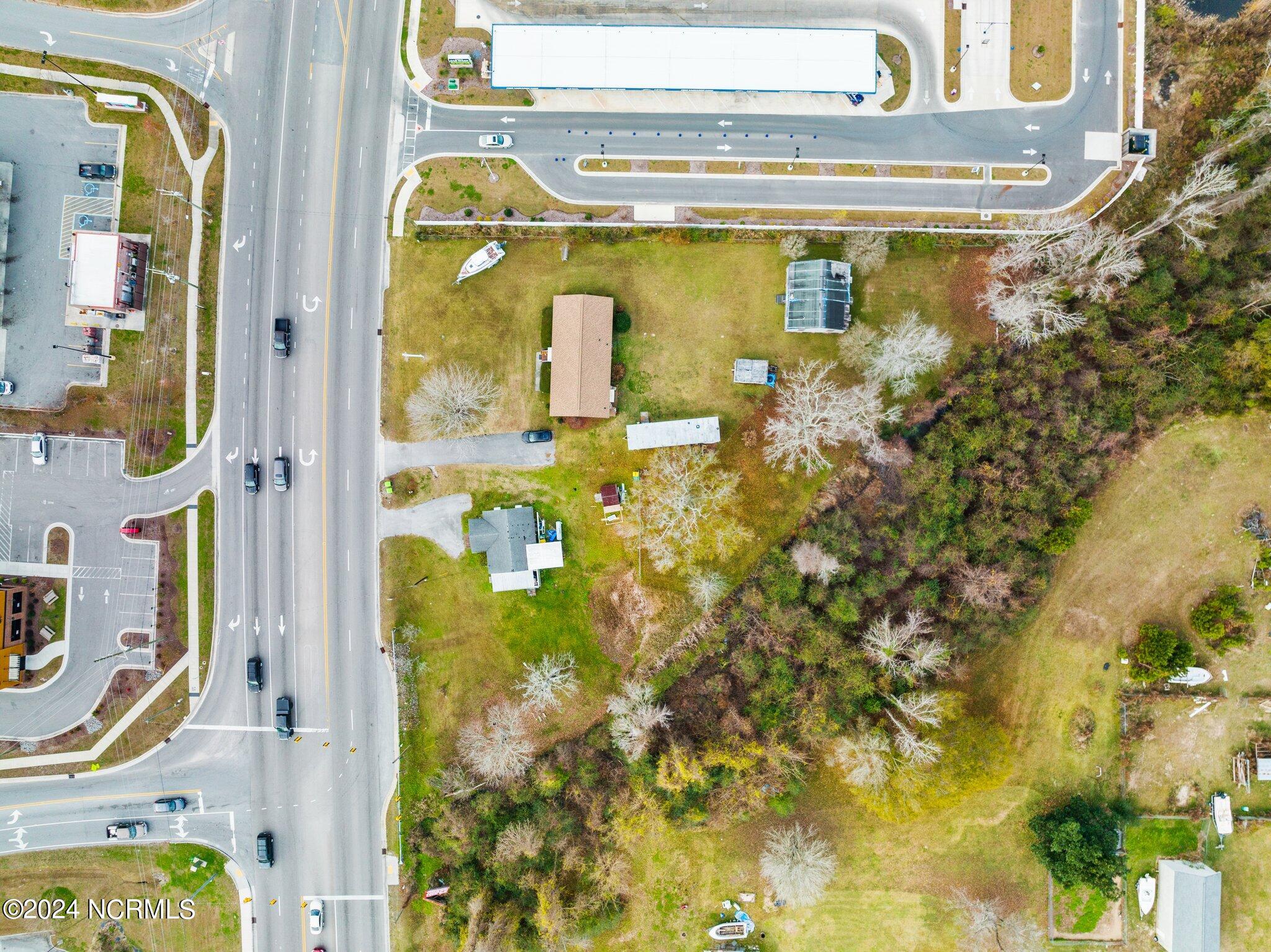 1102 W Corbett Avenue