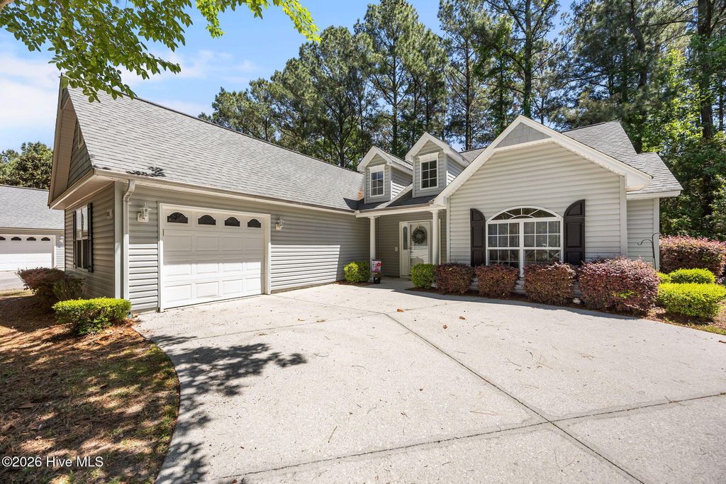 Photo of 703 Hummingbird S, Swansboro, NC 28584 (MLS # 100575299)