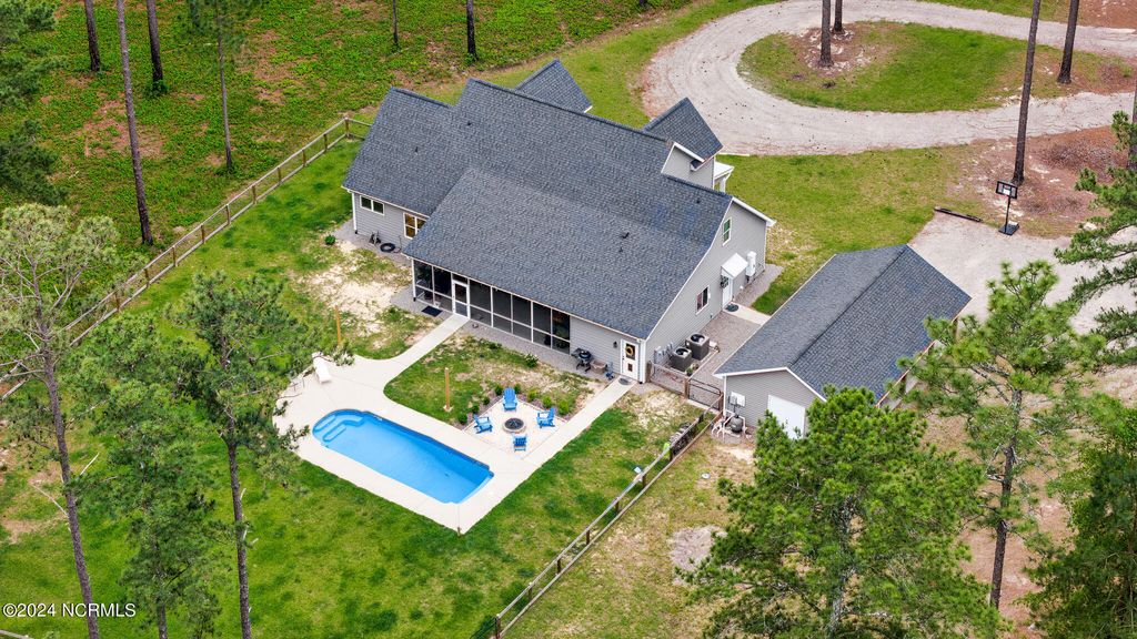Photo of 1005 Youngs Road, Vass, NC 28394 (MLS # 100564932)