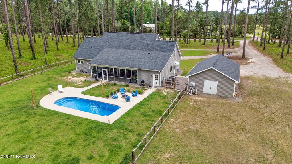 Photo of 1005 Youngs Road, Vass, NC 28394 (MLS # 100564932)