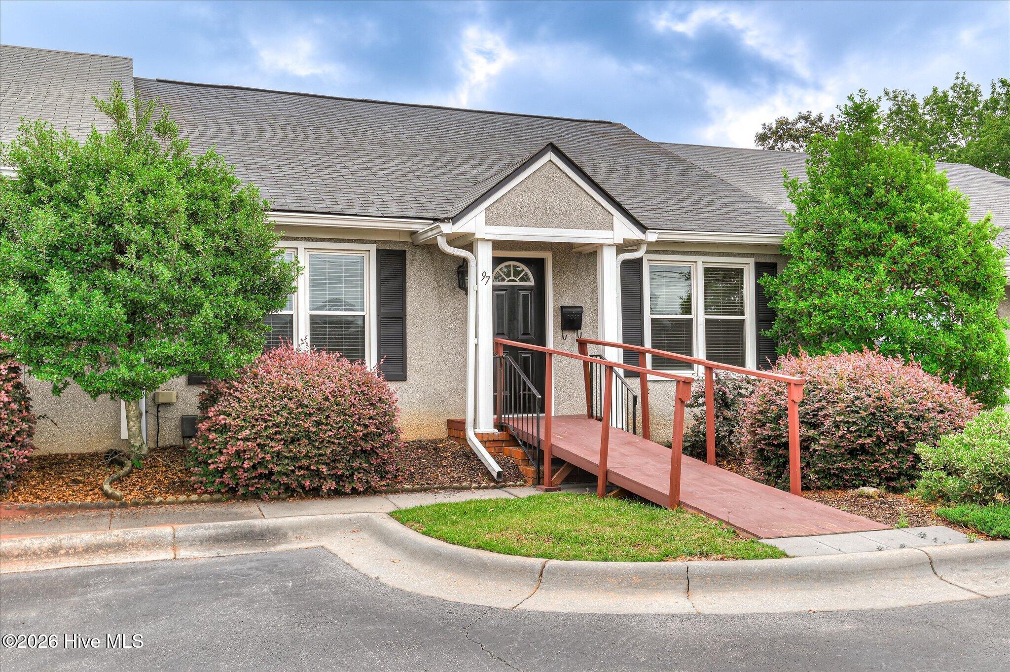 97 W Arlington Heights